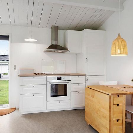 Cozy 2-Bedroom J Seaside Escape At Summerhouse Brenderup Екстер'єр фото