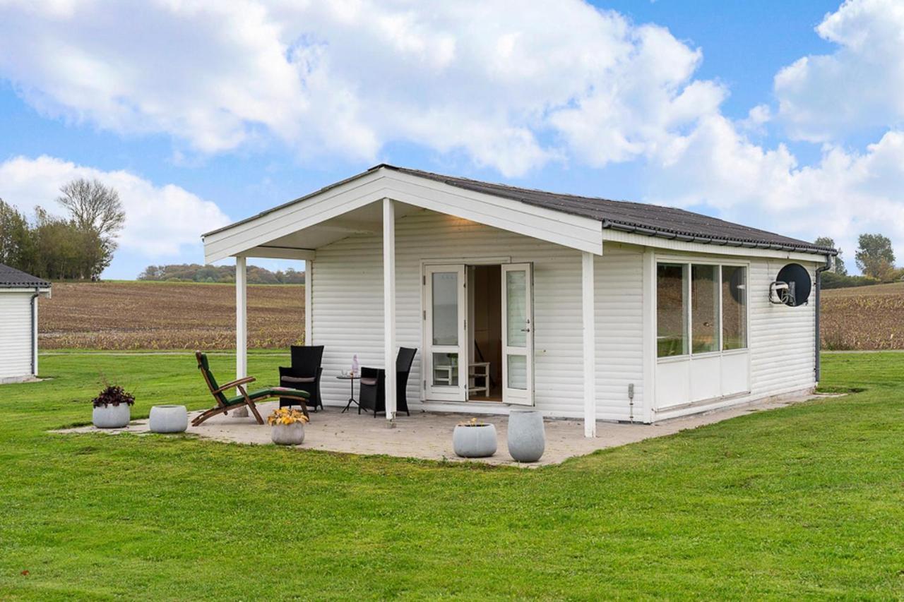 Cozy 2-Bedroom J Seaside Escape At Summerhouse Brenderup Екстер'єр фото